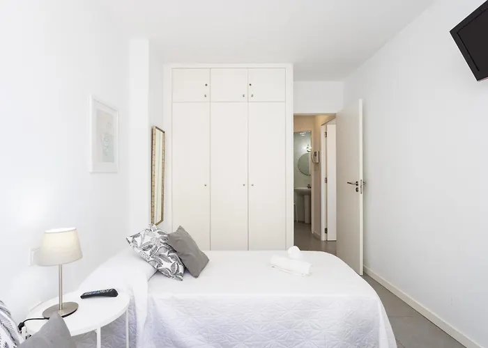 Seafront Penthouse In アパート エル・メダノ